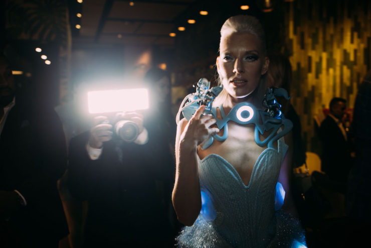 CHIC MAGAZINE ANDROID COUTURE