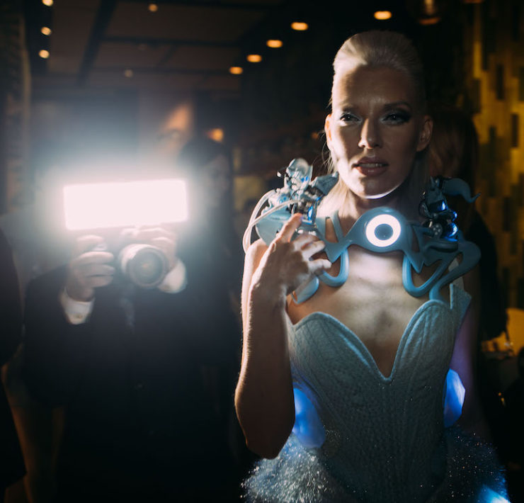 CHIC MAGAZINE ANDROID COUTURE